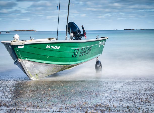 Fisher boat - on its own - Bretagne - France